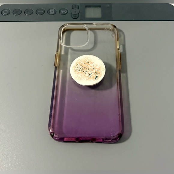 Case speck for iPhone 13 - Picture 1 of 3